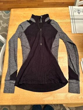 Lululemon pullover jacket size 4